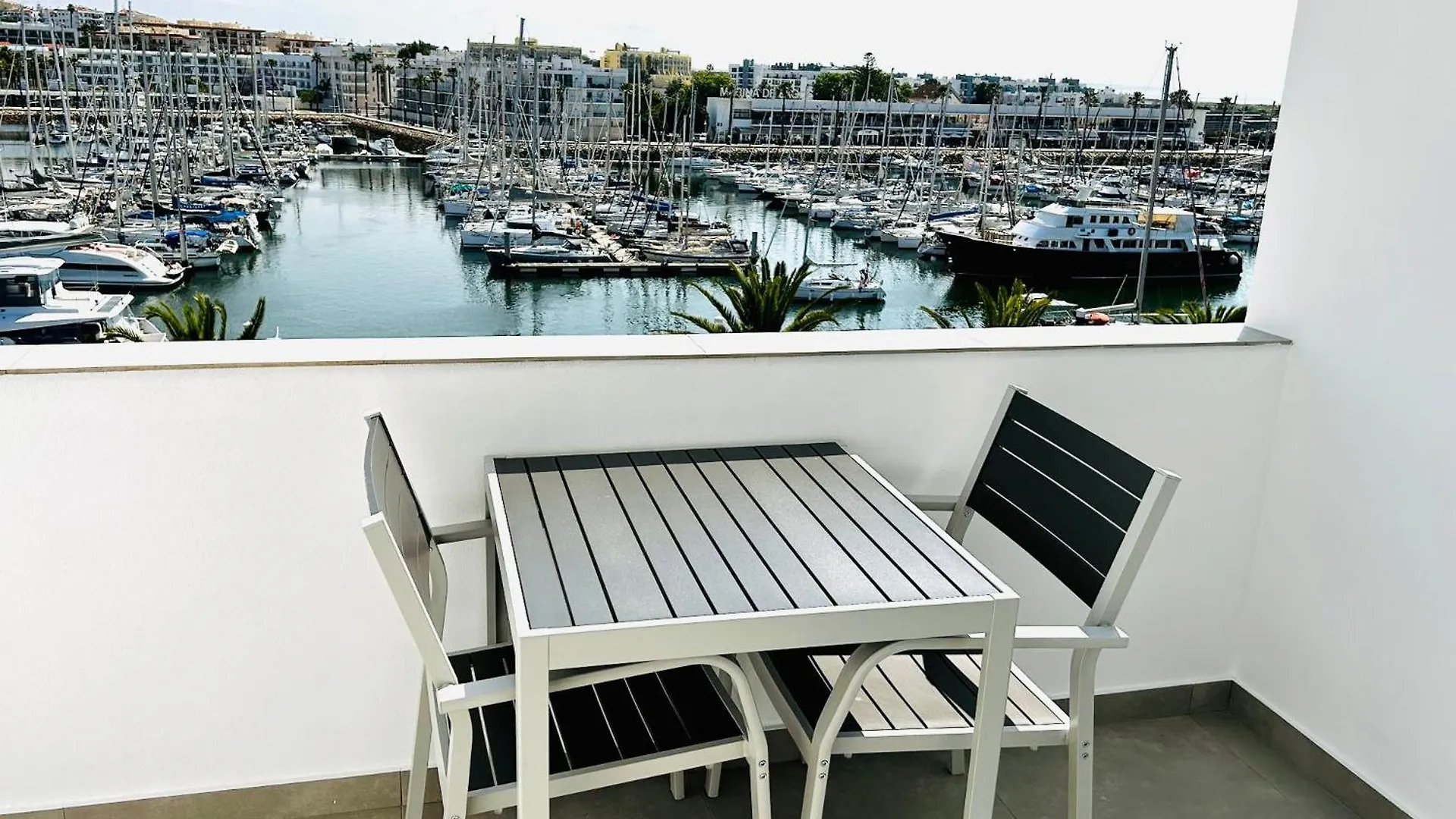 Studio Apt With Spectacular Views Of Lagos Marina Διαμέρισμα