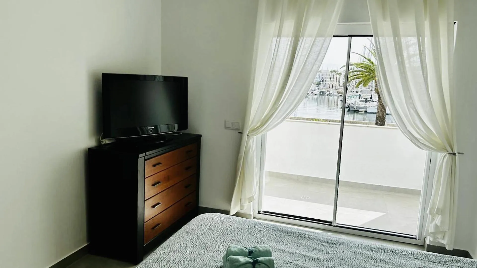 Διαμέρισμα Studio Apt With Spectacular Views Of Lagos Marina